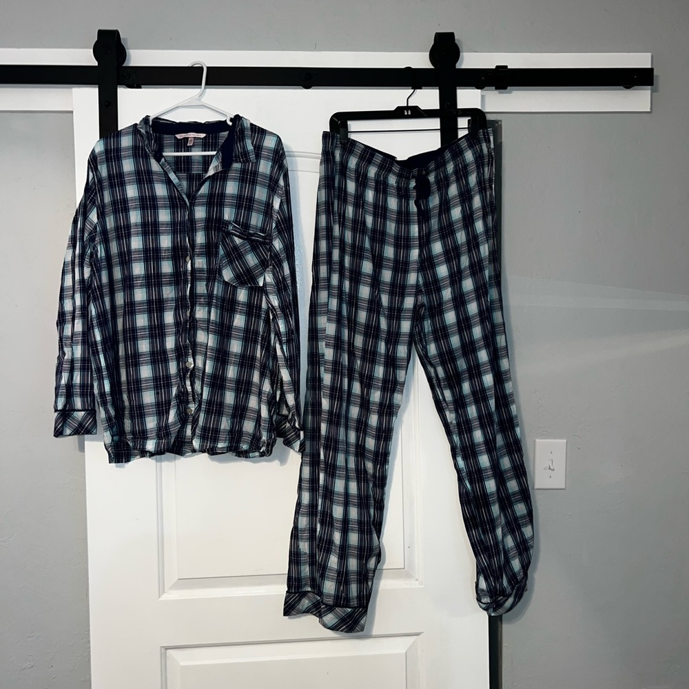 Victoria’s Secret pajama set